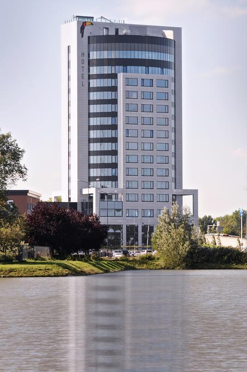 Van Der Valk Hotel Tiel Exterior foto